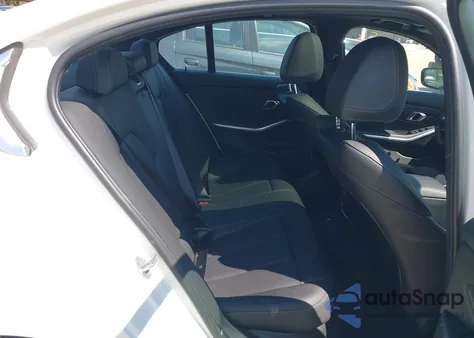 2024 BMW 3 Series 330E из США, поврежденный, VIN 3MW39FF03R8E18890